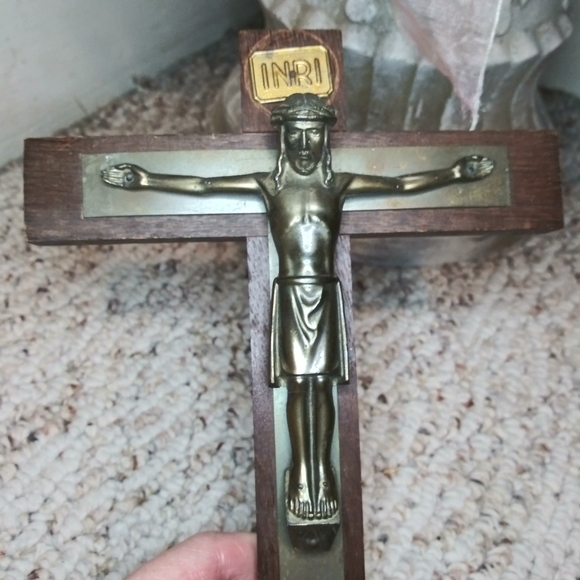 Antique Wood & Brass Small Wall Hanging Crucifix Made In Germany - Picture 2 of 10